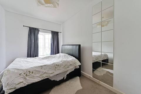 2 bedroom flat for sale, Crown Mill, Mitcham, CR4