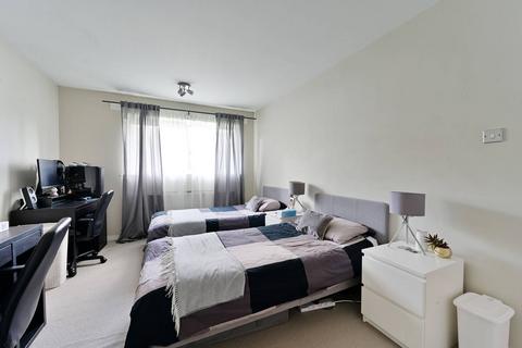 Flat 1, Savile Court, 36 Spencer Hill, Wimbledon, London, SW19 4NY
