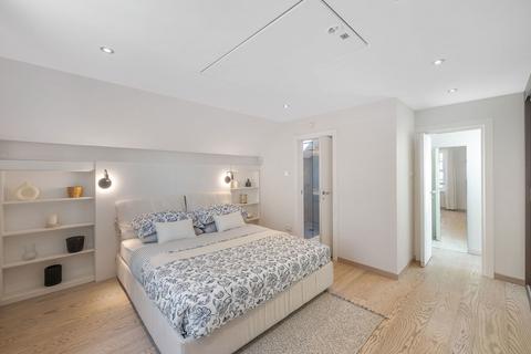 3 bedroom mews for sale, Takhar Mews, London SW11