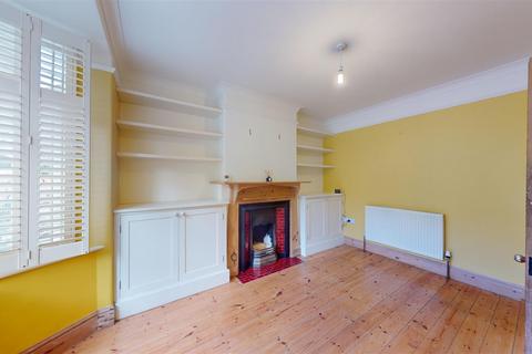 3 bedroom cottage to rent, Priory Road, Stamford