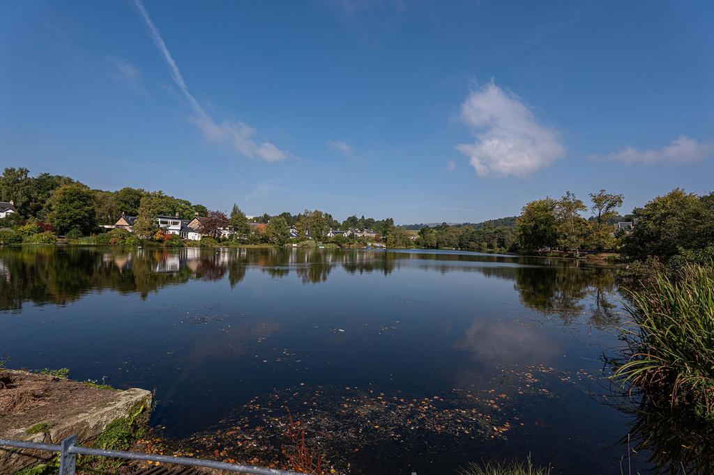 Tannoch Drive, Milngavie 5 bed detached house for sale £995,000