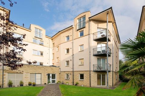 3 bedroom apartment to rent, Crewe Road North, Edinburgh, Midlothian