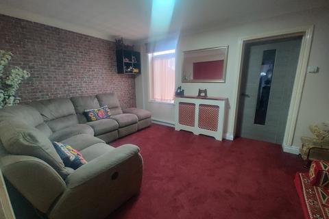 2 bedroom end of terrace house for sale, Dolobran Road, Birmingham B11