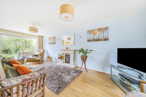 181 Saunders Lane, Woking, GU22 0NT
