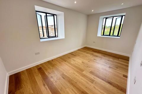 2 bedroom apartment for sale, Riverbank House, Angel Lane, Tonbridge, TN9 1SQ