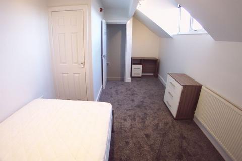 3 bedroom terraced house to rent, Harold Street, Leeds