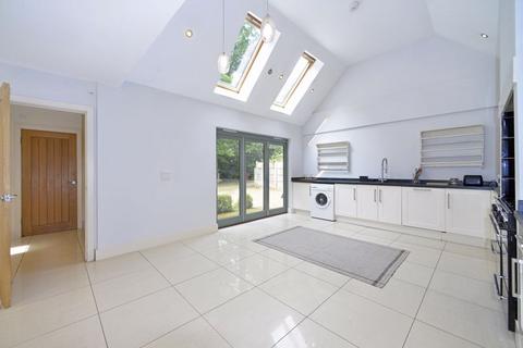 3 bedroom detached house for sale, The Drive, Ifold