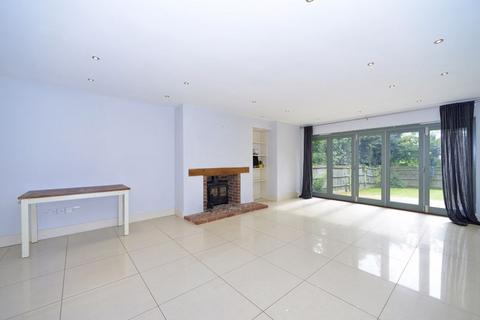 3 bedroom detached house for sale, The Drive, Ifold