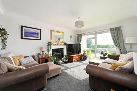 4 bedroom detached house for sale, Solway Rise, Dronfield