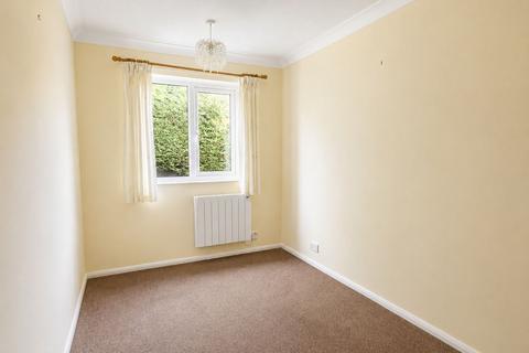 2 bedroom flat for sale, Meadow Court, Felpham
