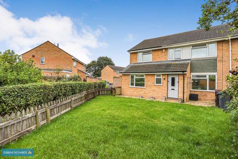 4 bedroom semi-detached house for sale, Mayflower Close, Bridgwater