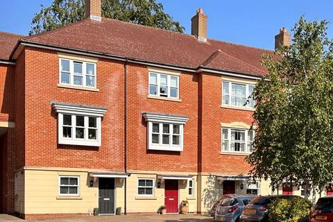 3 bedroom townhouse for sale, St. Gabriel's, Wantage