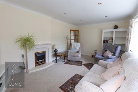 3 bedroom chalet for sale, Seton Road, Taverham, Norwich