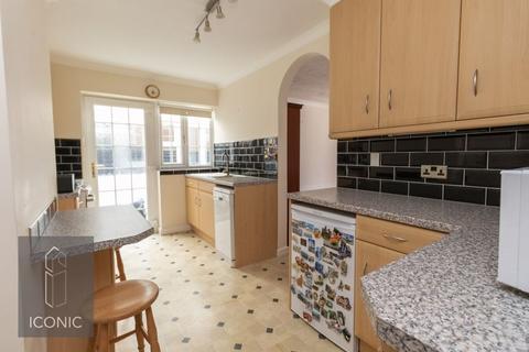 3 bedroom chalet for sale, Seton Road, Taverham, Norwich