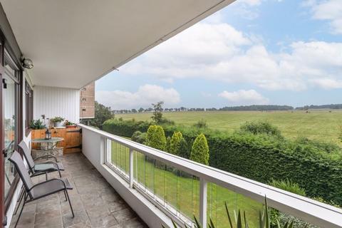 2 bedroom apartment for sale, Montagu Court, Gosforth, Newcastle Upon Tyne