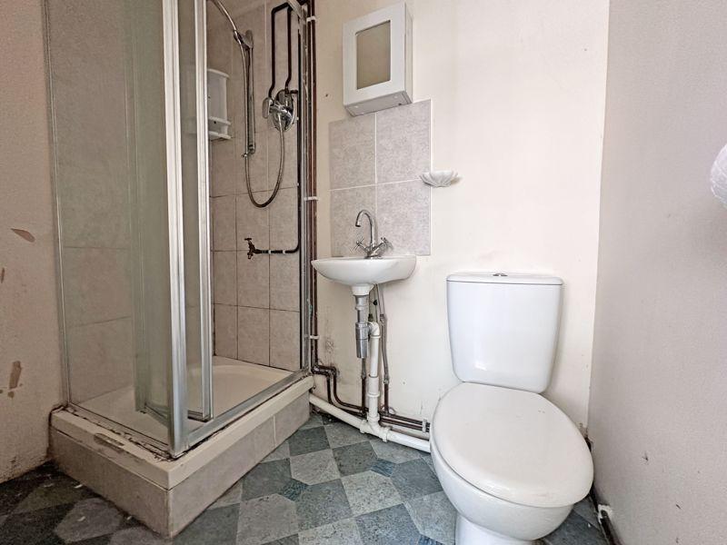 Annex Shower Room