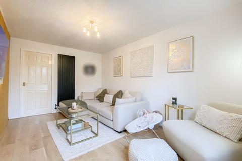 5 Tiffany Lane, Wolverhampton, WV9 5QU