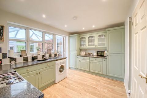 5 Tiffany Lane, Wolverhampton, WV9 5QU