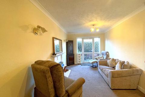 1 bedroom apartment for sale, Ashford Court, Walmley Road, Sutton Coldfield, B76 1QN