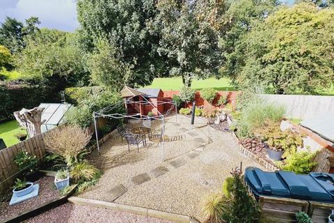 3 bedroom detached house for sale, St Peters Close, Hereford HR4