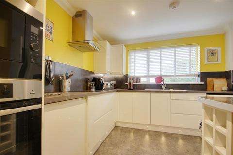 1 bedroom flat to rent, Highlands Road, Brighton BN41