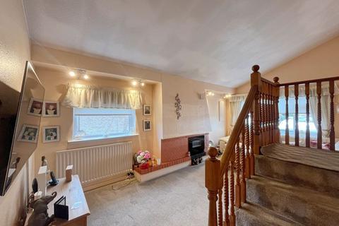 3 bedroom semi-detached house for sale, Bampton Avenue, Burntwood, WS7 2EQ