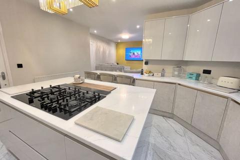 19 Field Maple Road, Streetly, Sutton Coldfield, B74 2AD