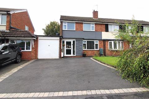 3 bedroom semi-detached house for sale, Fishley Close, Bloxwich, Walsall, WS3 3QA