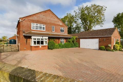 4 bedroom detached house for sale, Welland House, 62A Station Road, Burgh le Marsh