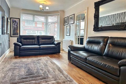 16 Cromarty Avenue, Chadderton, Oldham, OL9 8AW