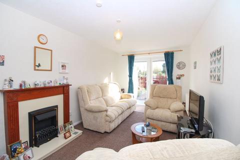 2 bedroom semi-detached house for sale, Eastlands, Winlaton