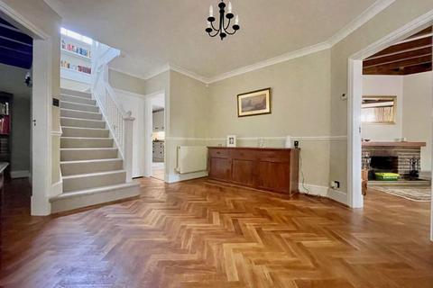 5 bedroom detached house for sale, Common Lane, Esher