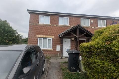 3 bedroom semi-detached house to rent, Headford Gardens, Sheffield