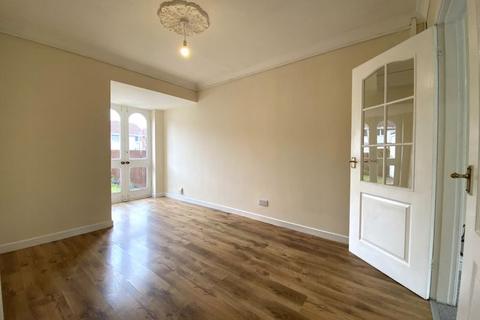 135 Bryn Pinwydden, Cardiff, CF23 7DG
