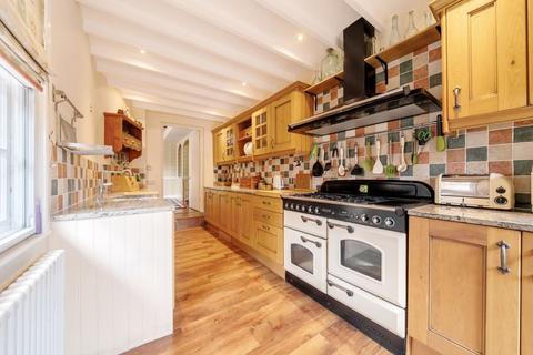 undefined, High Street, Fareham PO16