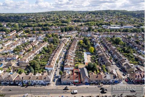 3 bedroom terraced house for sale, Brighton Road, South Croydon