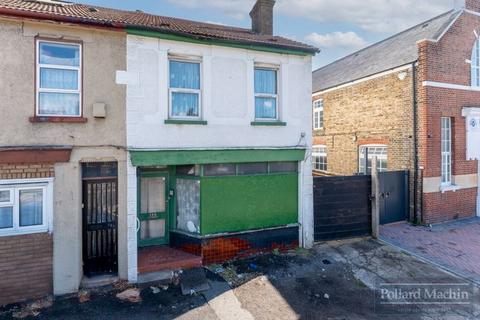 3 bedroom terraced house for sale, Brighton Road, South Croydon