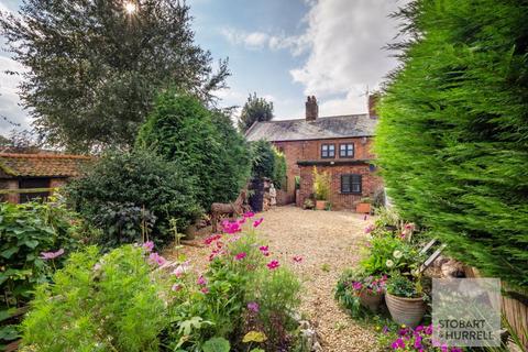 3 bedroom cottage for sale, Market Street, Norwich NR12