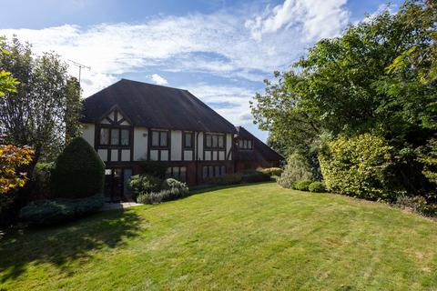 5 bedroom detached house for sale, Watsons Close, Ashford TN25