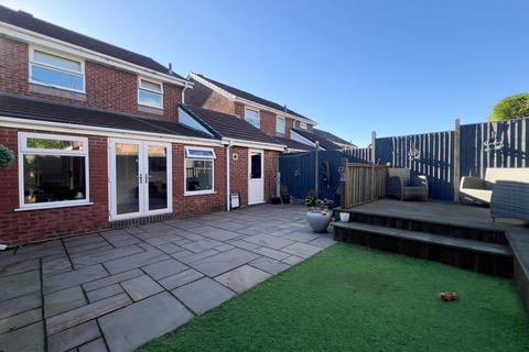 3 bedroom detached house for sale, Oak Mount Road, Werrington, ST9 0BZ.