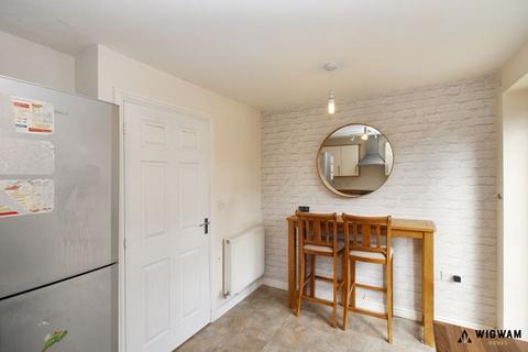 3 bedroom end of terrace house for sale, Hyde Park Road, Kingswood, HU7