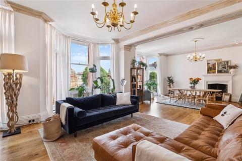 2 bedroom apartment for sale, Palace Place Mansions, 36 Kensington Court, London, W8