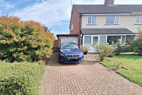 3 bedroom semi-detached house for sale, Station Road, Pershore