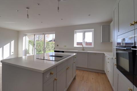 4 bedroom detached house for sale, Cavendish Rise, Chetwynd Road, Newport TF10