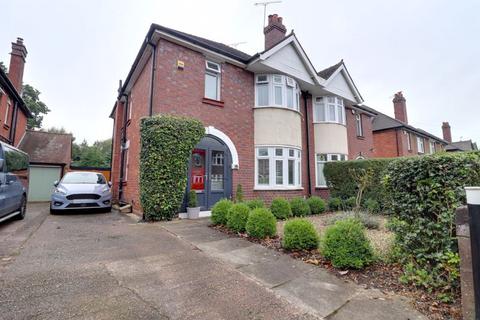 4 bedroom semi-detached house for sale, Silkmore Crescent, Stafford ST17