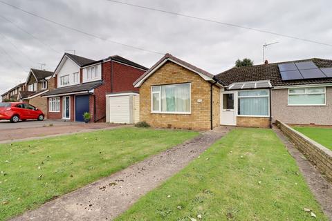 2 bedroom bungalow for sale, Bodmin Avenue, Stafford ST17