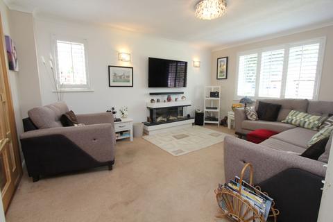 Oakview, 34 Fonmon Road, Rhoose, Barry, CF62 3DZ