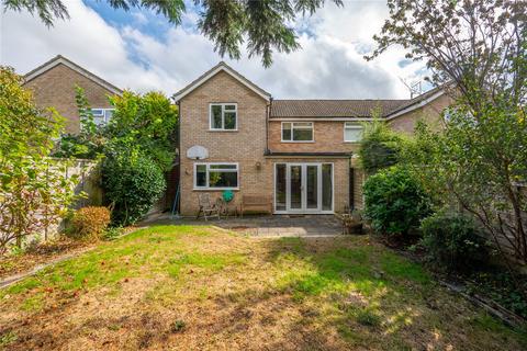 4 bedroom semi-detached house to rent, Maplefield, Park Street, St. Albans, Hertfordshire