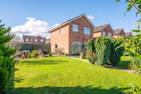 3 bedroom detached house for sale, Croesonen Parc, Abergavenny NP7