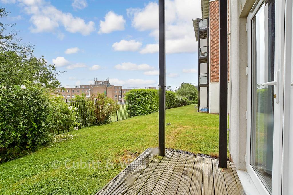 Patio / Decking